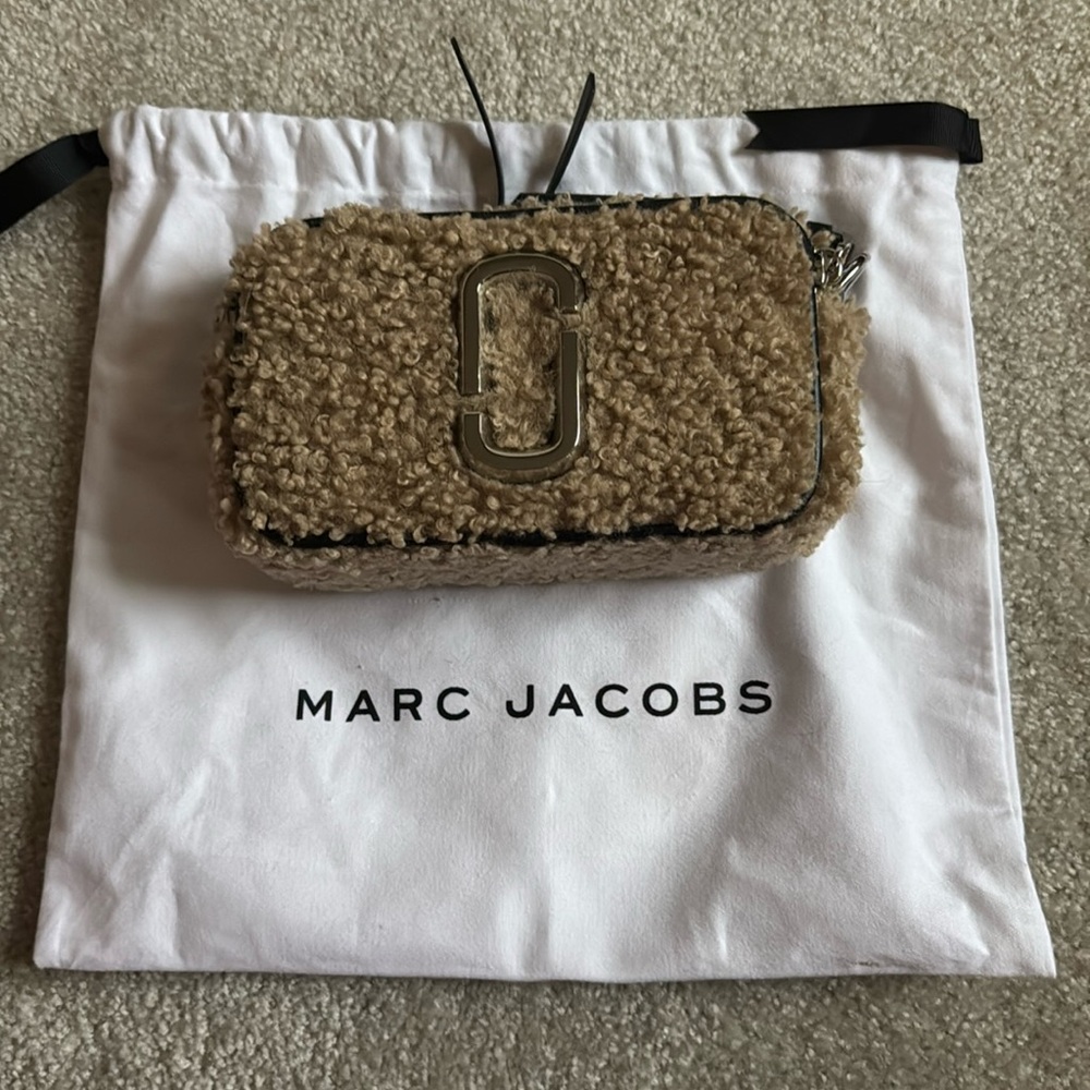 Marc Jacobs teddy camera bag
